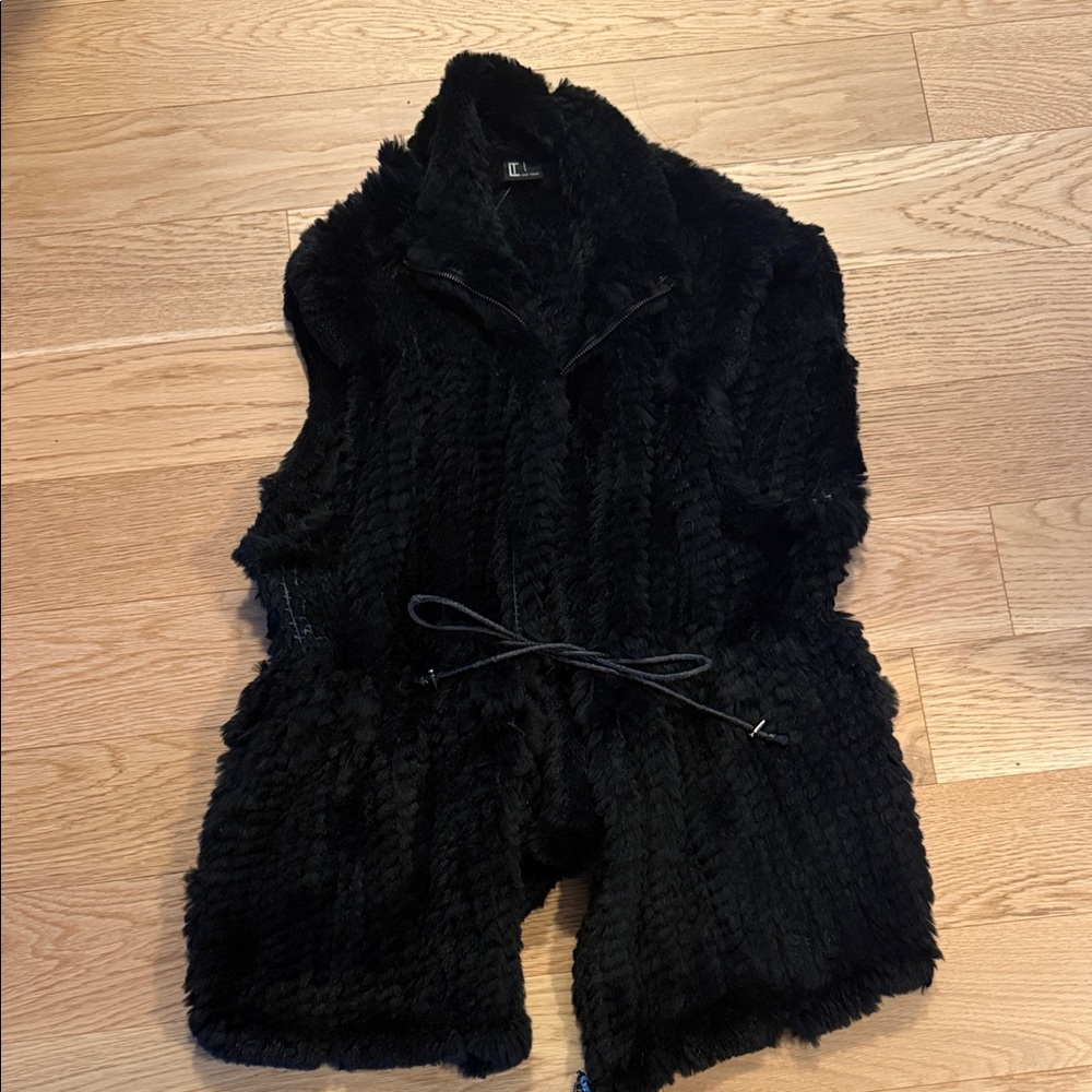 Black Faux Fur Sleeveless Jacket Vest
